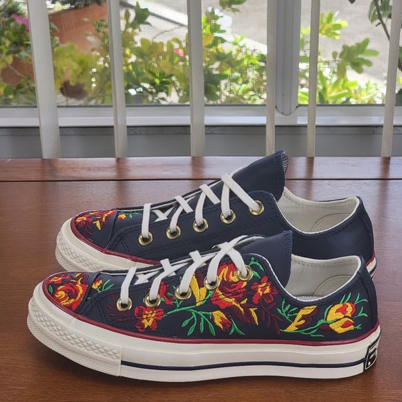 Converse Women's Chuck 70 Ox Parkway Floral Embroidery  561657C Sizes 5 - 7 - Picture 4 of 11